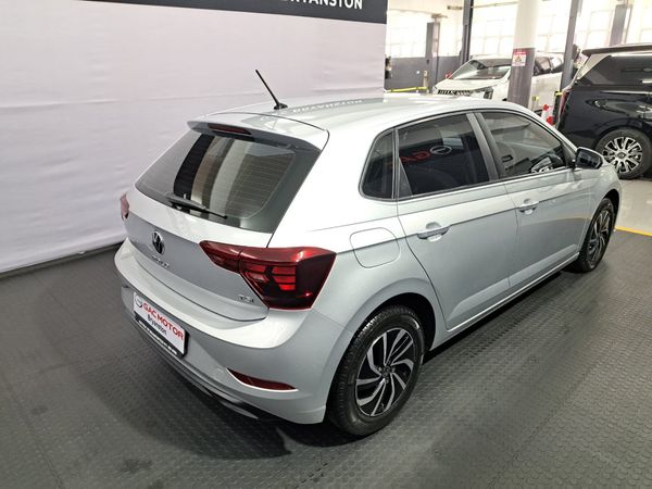 2023-Volkswagen-Polo-10-TSI image:5