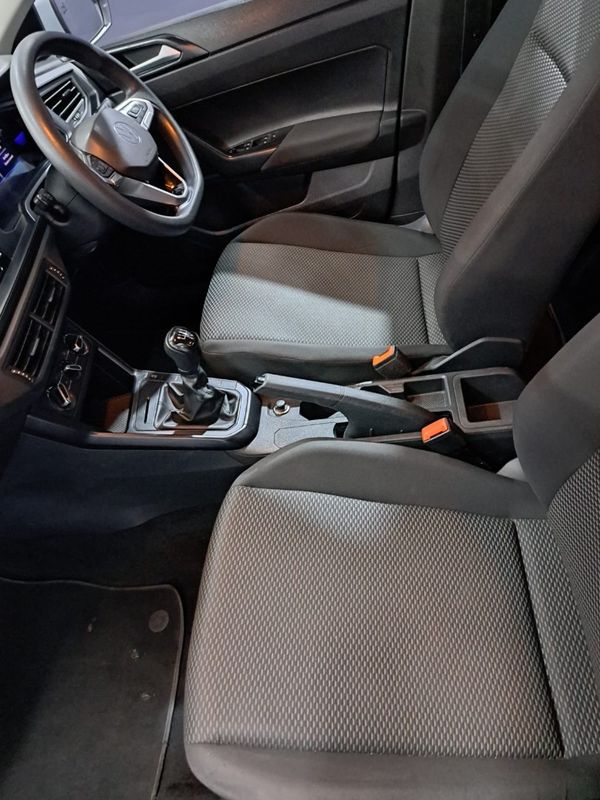 2023-Volkswagen-Polo-10-TSI image:8