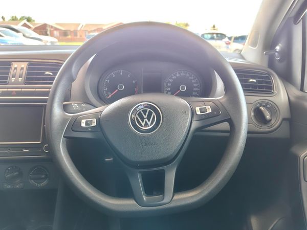 2024-Volkswagen-Polo-Vivo-14-Comfortline-5-dr image:11