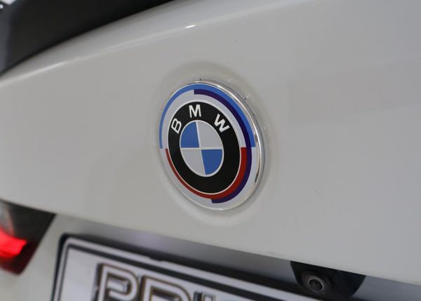 2020-BMW-3-Series-330is-Edition image:11