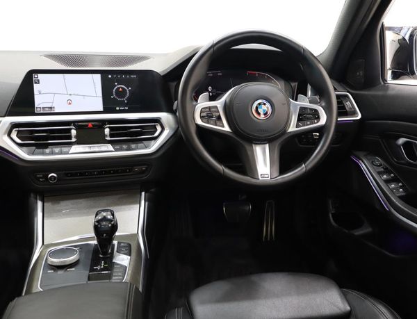 2020-BMW-3-Series-330is-Edition image:16