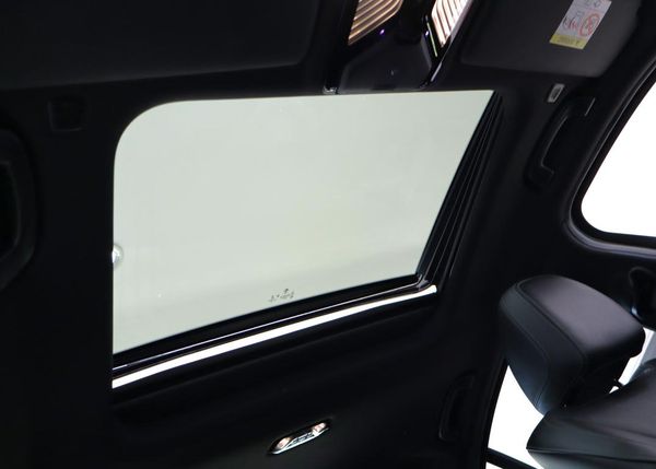 2020-BMW-3-Series-330is-Edition image:20
