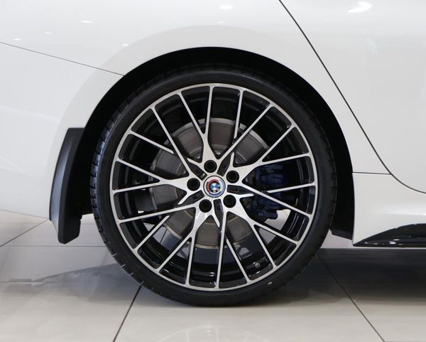 2020-BMW-3-Series-330is-Edition image:6