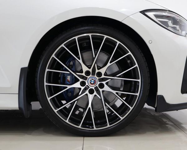 2020-BMW-3-Series-330is-Edition image:7