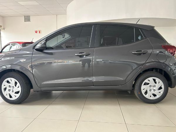 2026-Hyundai-Grand-i10-10-Motion image:1
