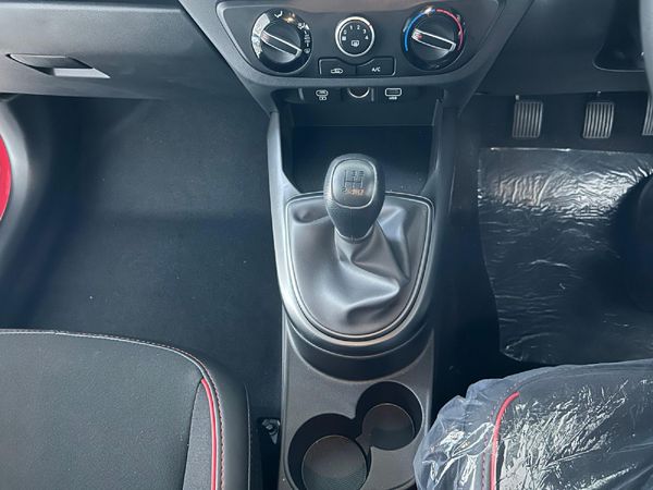 2026-Hyundai-Grand-i10-10-Motion image:16