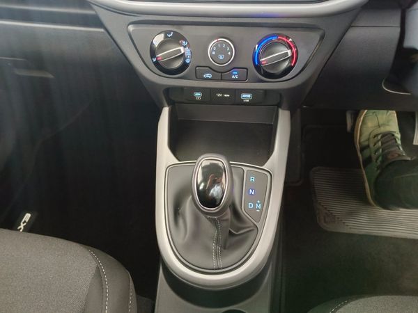 2025-Hyundai-Exter-12-Premium-Auto image:14