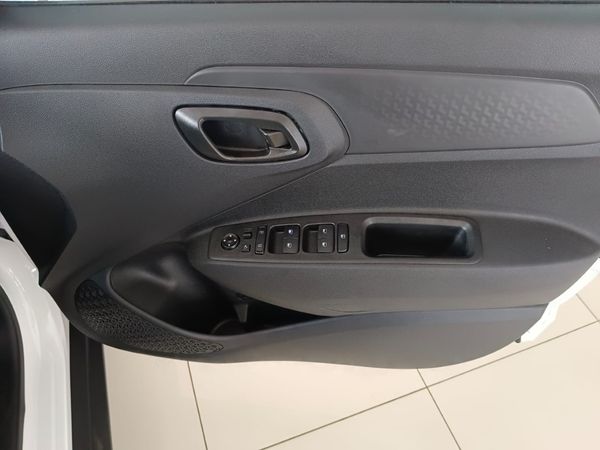 2025-Hyundai-Exter-12-Premium-Auto image:7