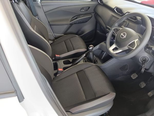 2025-Nissan-Magnite-Move-10-Visia-FC-PV image:9