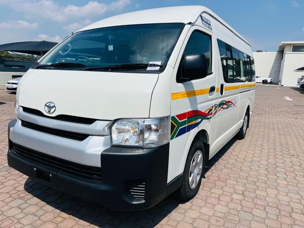 2026-Toyota-Quantum-25-D-4D-Sesfikile-16-seat-Diesel-Manual image:14