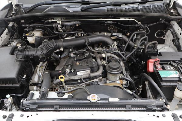 2022-Toyota-Hilux-20-VVTi-Single-Cab image:16
