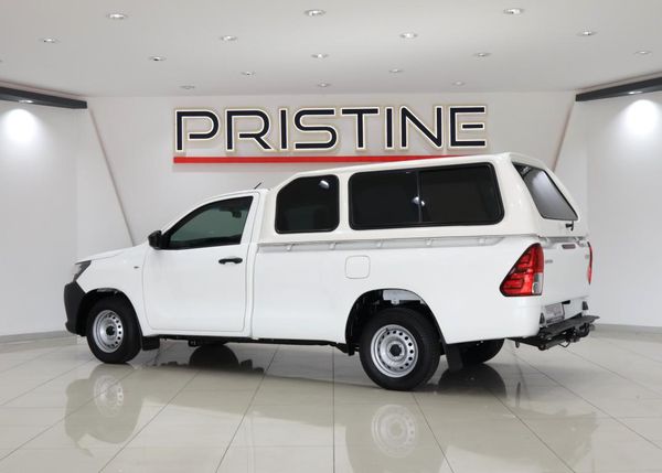2022-Toyota-Hilux-20-VVTi-Single-Cab image:3