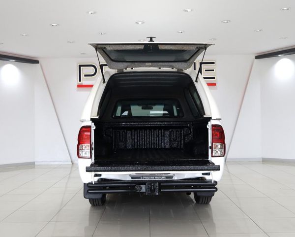 2022-Toyota-Hilux-20-VVTi-Single-Cab image:4