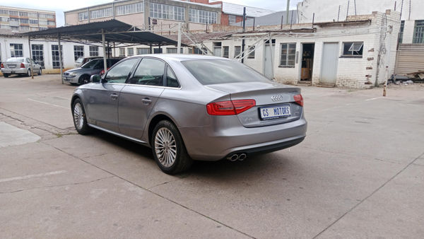 2015-Audi-A4-Avant-20-TDI-S-Auto image:4