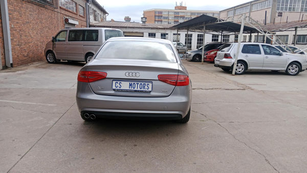 2015-Audi-A4-Avant-20-TDI-S-Auto image:5