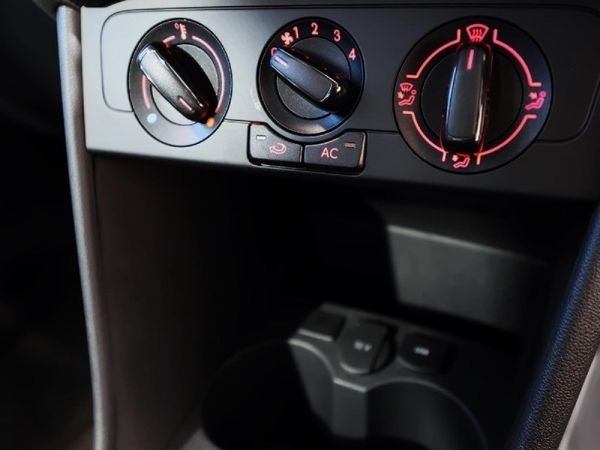 2026-Volkswagen-Polo-Vivo-14 image:13