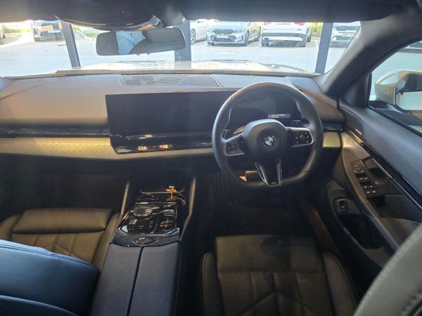 2025-BMW-5-Series-520d-M-Sport-Pro image:16