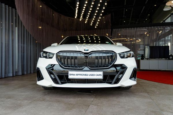 2025-BMW-5-Series-520d-M-Sport-Pro image:1