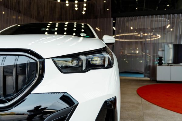 2025-BMW-5-Series-520d-M-Sport-Pro image:4