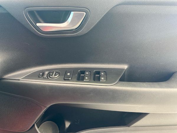 2023-Kia-Rio-14-Tec-5-dr-Auto image:12