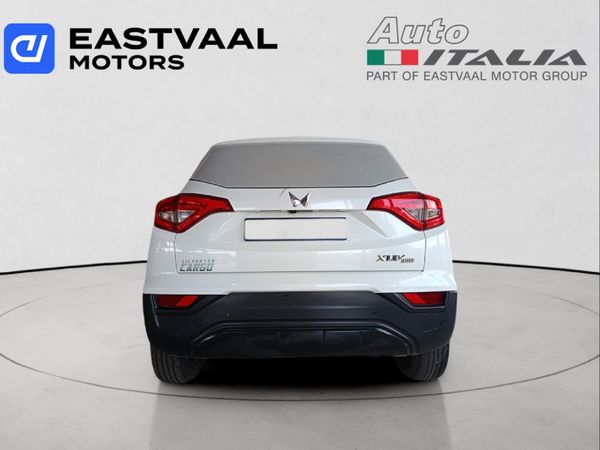 2024-Mahindra-XUV-300-12T-W4-Xprez-Panel-Van image:5