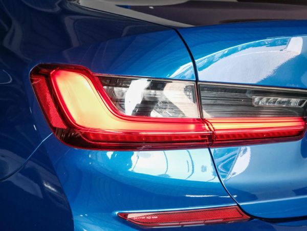 2021-BMW-3-Series-320i-M-Sport image:13