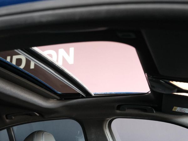 2021-BMW-3-Series-320i-M-Sport image:3