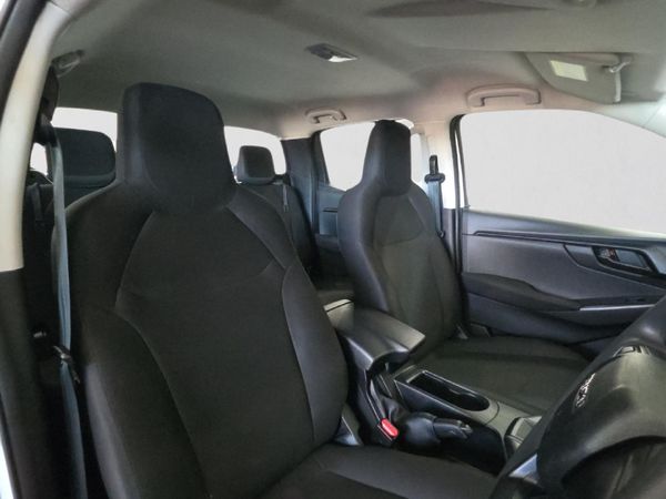 2026-Isuzu-D-Max-19-DDI-HR-L-Auto-Double-Cab image:15