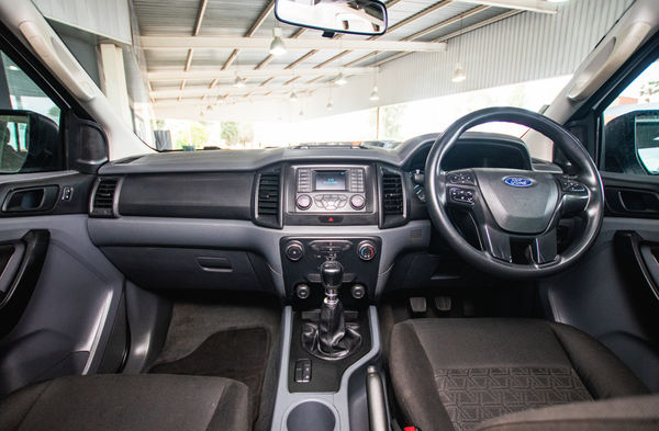 2018-Ford-Ranger-22-TDCi-XL-Double-Cab image:7