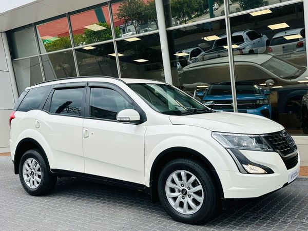 2022-Mahindra-XUV-500-22D-mHawk-7-seat-W6-Auto image:3