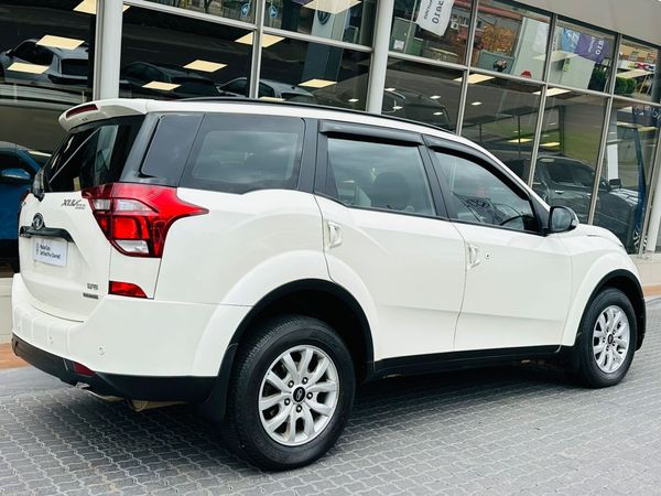 2022-Mahindra-XUV-500-22D-mHawk-7-seat-W6-Auto image:6