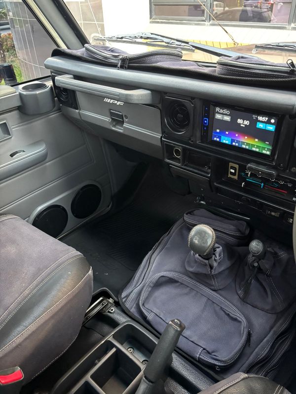 2005-Toyota-Land-Cruiser-70-45-Single-Cab image:17