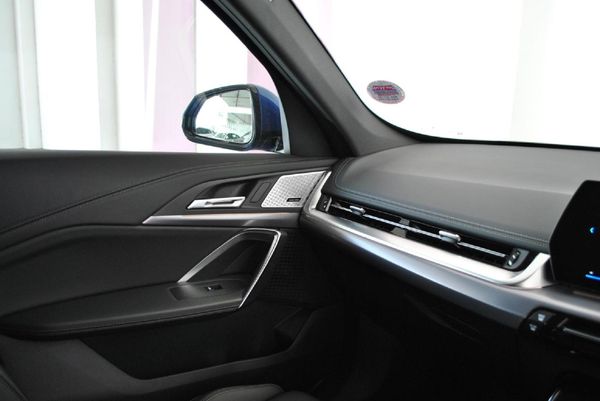 2025-BMW-X1-sDrive18d-M-Sport image:14