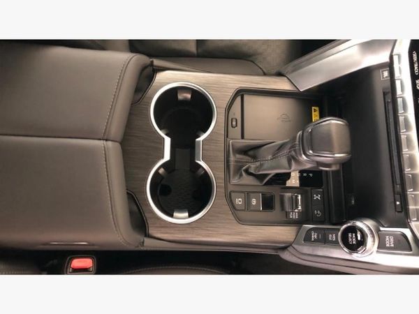 2023-Toyota-Land-Cruiser-300-V6-33-D-GR-S image:14