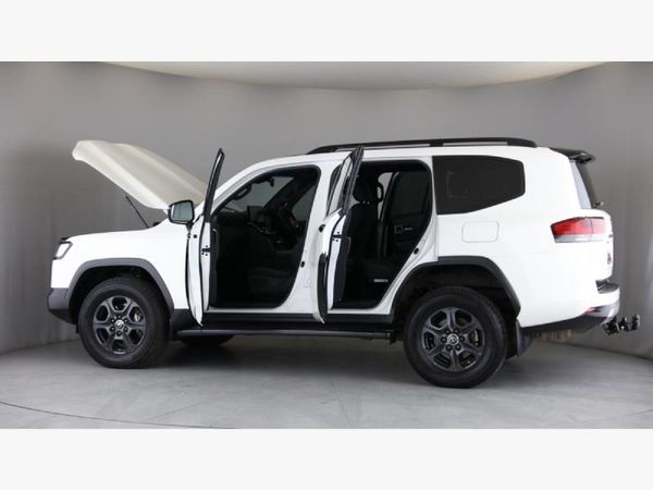 2023-Toyota-Land-Cruiser-300-V6-33-D-GR-S image:20