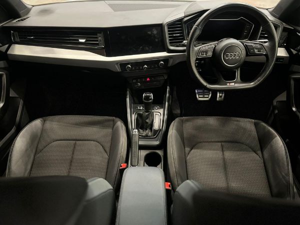 2022-Audi-A1-Sportback-20-TFSI-S-Line-Auto-40-TFSI image:11