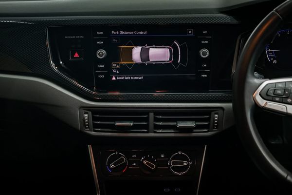 2022-Volkswagen-Polo-10-TSI-Life image:13