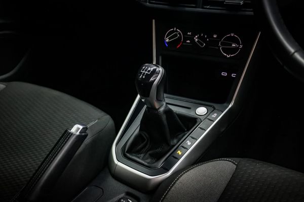 2022-Volkswagen-Polo-10-TSI-Life image:14