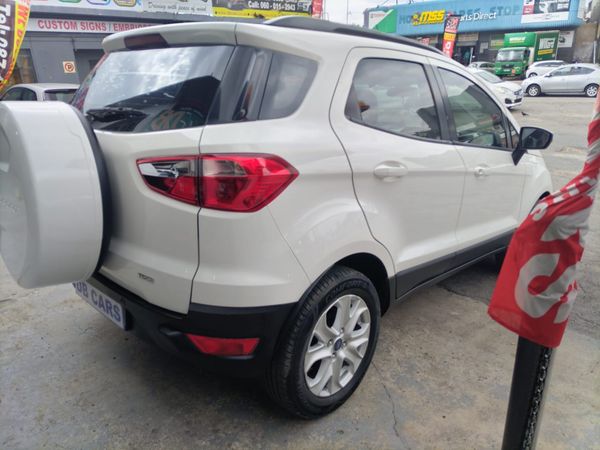 2015-Ford-EcoSport-ECOSPORT image:3