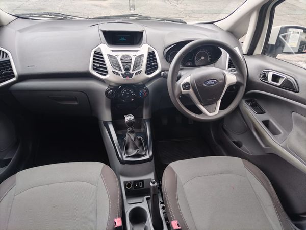 2015-Ford-EcoSport-ECOSPORT image:8