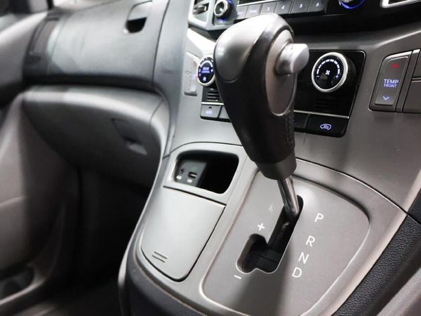 2016-Hyundai-H-1-25-CRDi-Elite-Auto image:10
