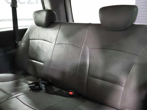 2016-Hyundai-H-1-25-CRDi-Elite-Auto image:15