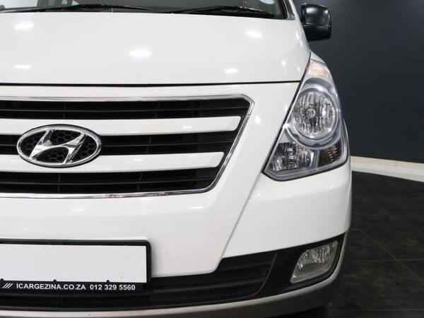 2016-Hyundai-H-1-25-CRDi-Elite-Auto image:18