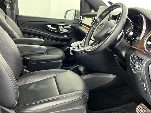 2016-Mercedes-Benz-V-Class-V-250-Bluetec-Avantgarde-Auto image:9