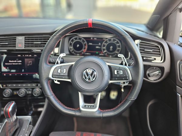 2020-Volkswagen-Golf-VII-GTI-20-TSI-Auto-TCR image:14
