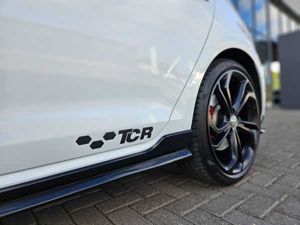 2020-Volkswagen-Golf-VII-GTI-20-TSI-Auto-TCR image:8