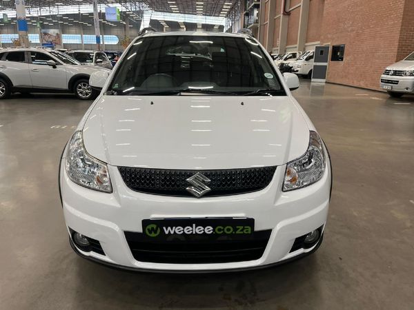 2011-Suzuki-SX4-20 image:7