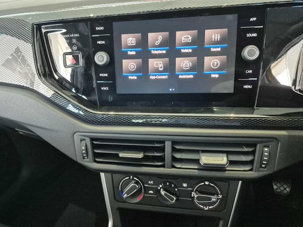 2026-Volkswagen-Polo-10-TSI-Life image:10