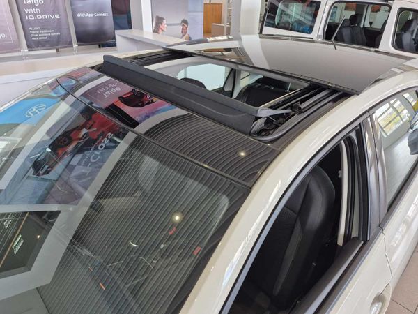 2026-Volkswagen-Polo-10-TSI-Life image:11