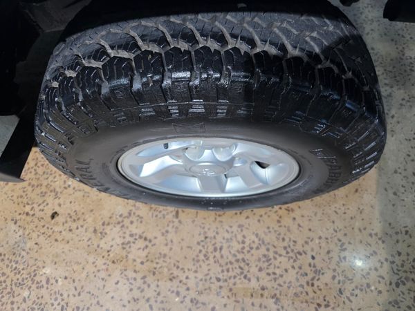 2004-Toyota-Hilux-30-KZ-TE-Raider-Raised-Body-Double-Cab image:6